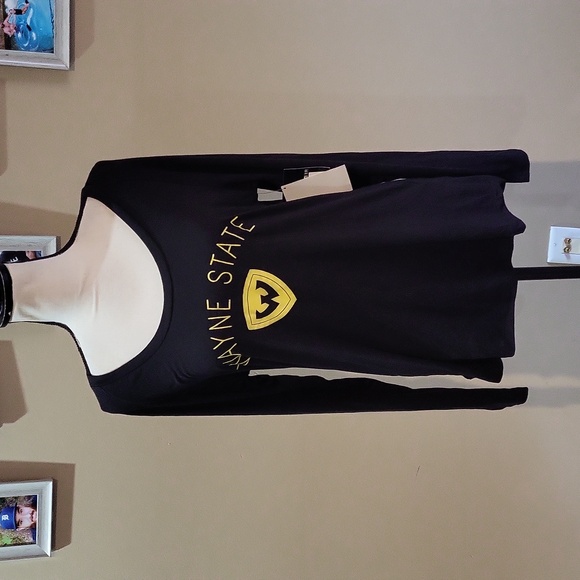 Alta Gracia Apparel Tops - Alta Gracia Apparel Wayne State Shirt